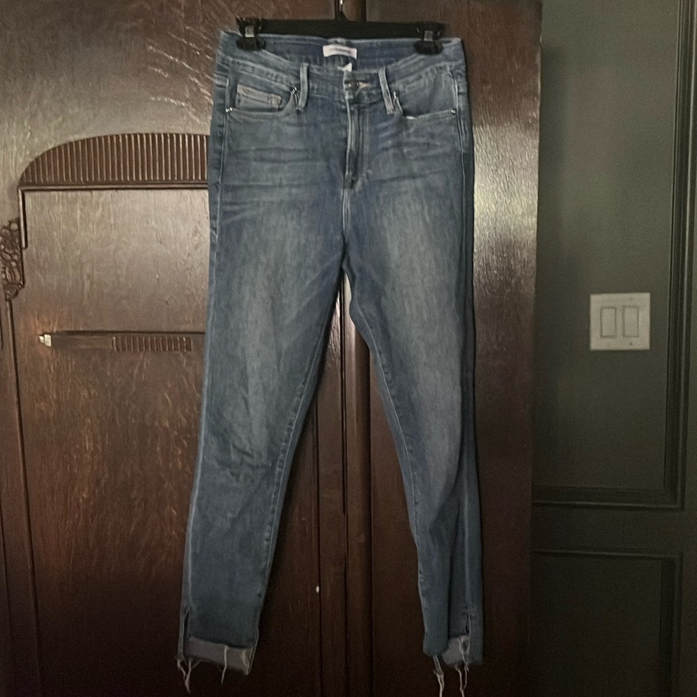 Good American Jeans!! Size 6/28”